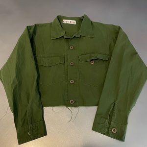 University of Southern California crop shirt jacket with patch on back